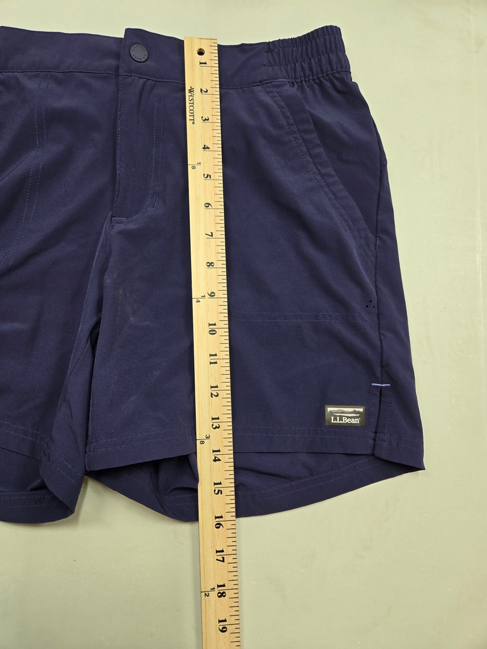 L.L. BEAN Women's L.L.Bean Stretch UPF Shorts Deepest Navy 0198 - Picture 7 of 13